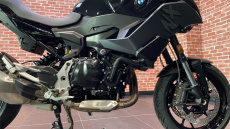 BMW F900 XR